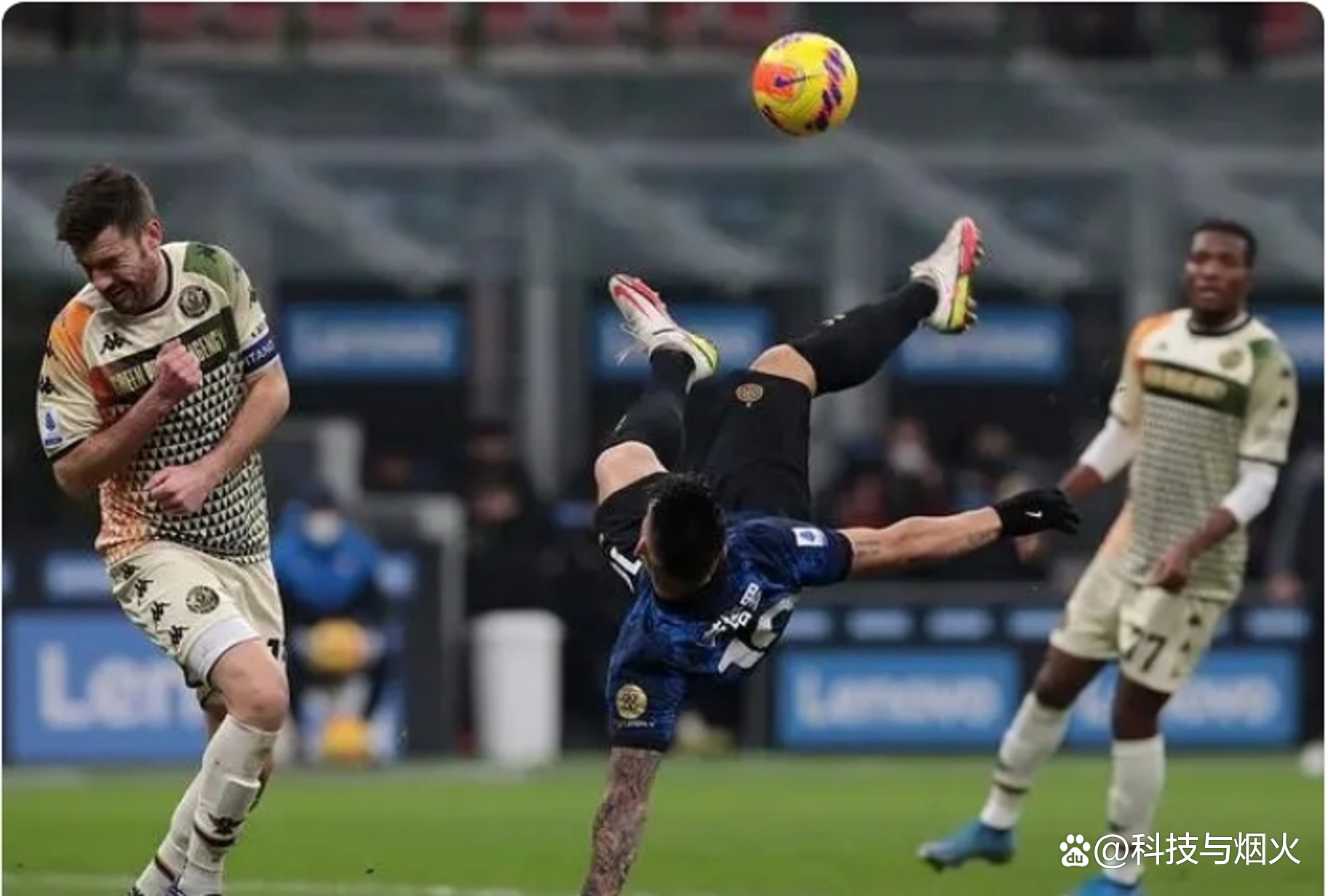 究竟谁能笑到最后?激战赛事引爆赛场 究竟谁能笑到最后?激战赛事引爆赛场