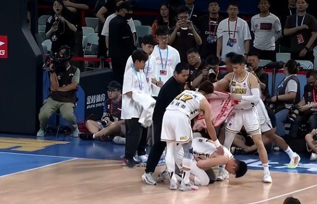 天津队逆袭击败对手,实现大逆转 天津队逆袭击败对手,实现大逆转