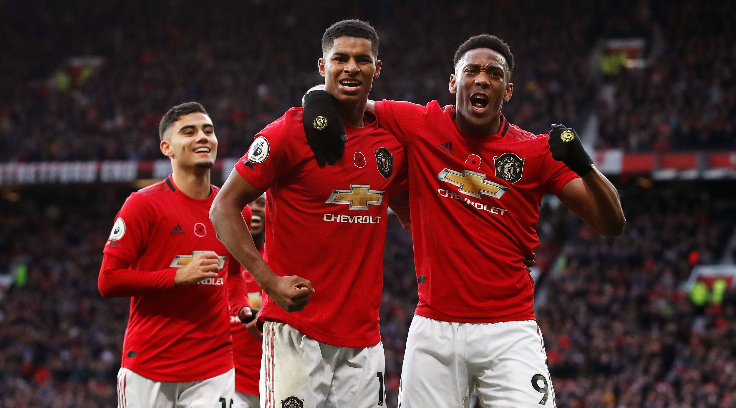 世俱杯-热血对决:曼城主场轻松取胜