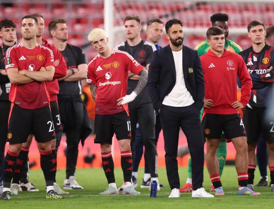 世俱杯时间-热刺后防轮换战术,收获连胜的简单介绍