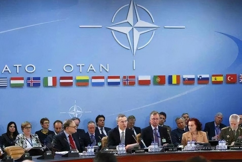 关于罗马尼亚队祭出绝杀,战胜冰岛队进军下一轮的信息 关于罗马尼亚队祭出绝杀,战胜冰岛队进军下一轮的信息