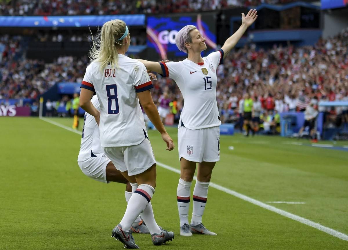 世俱杯冠军-德国女足实力强大,屡获殊荣