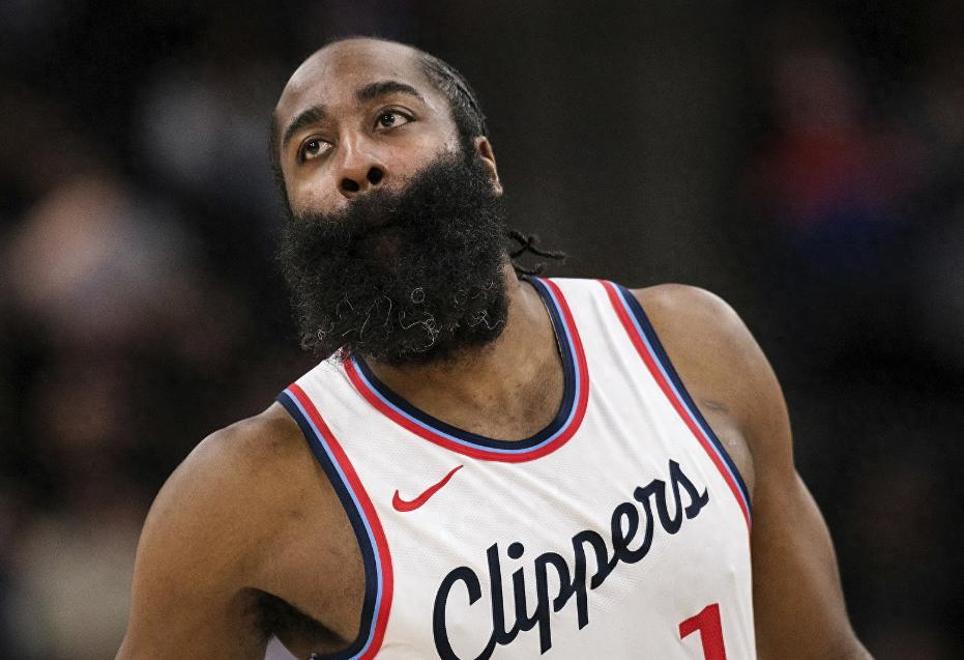 世俱杯时间-火箭狂胜马刺!哈登分帮助球队豪取胜利的简单介绍