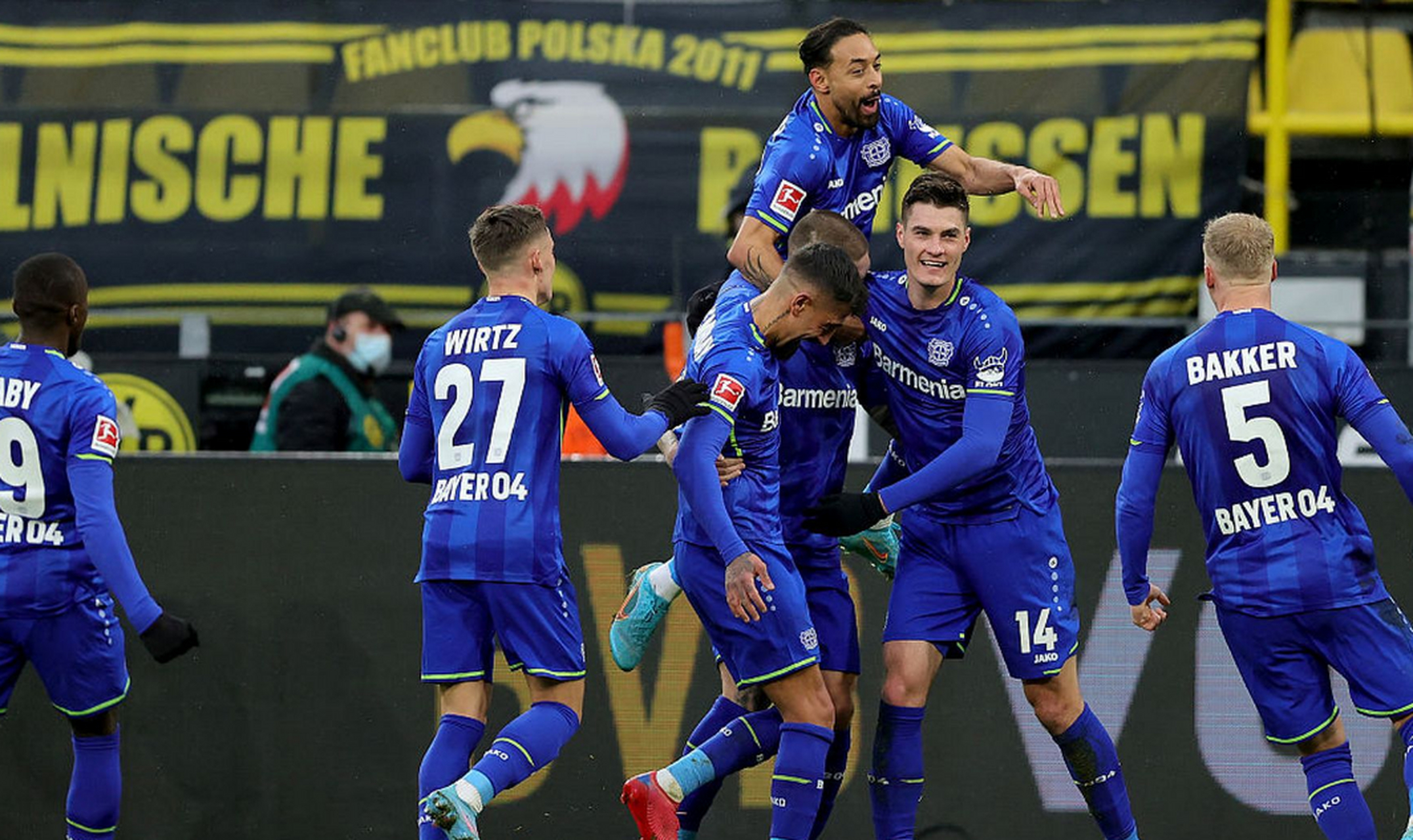 纽卡斯尔主场不敌曼城,遭遇失利 纽卡斯尔主场不敌曼城,遭遇失利