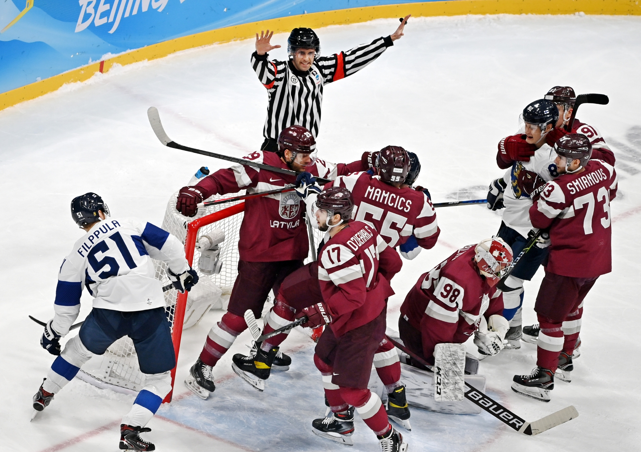 世俱杯直播-拉脱维亚击败爱沙尼亚夺得女子冰球胜利