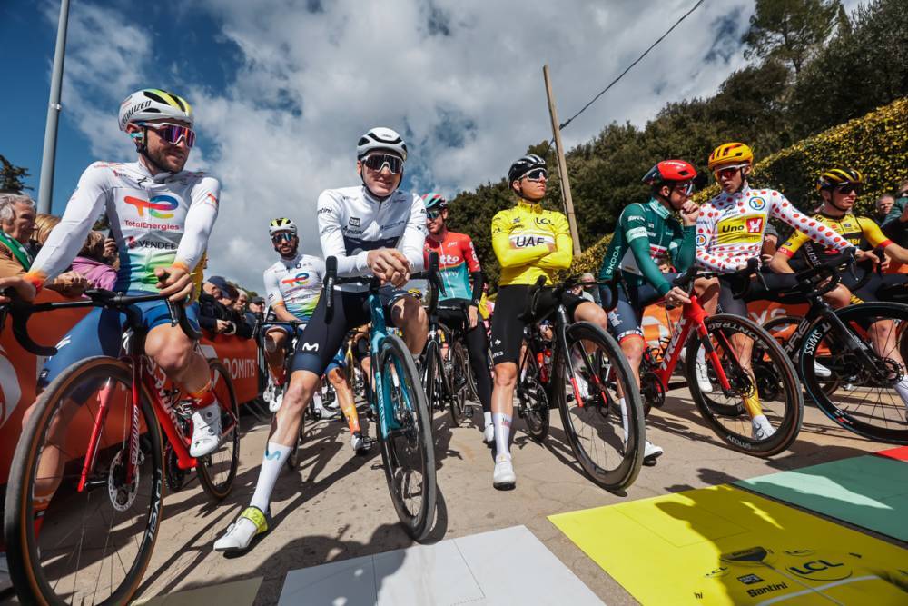 世俱杯赛程-包含极端天气影响赛程,球队面临挑战的词条