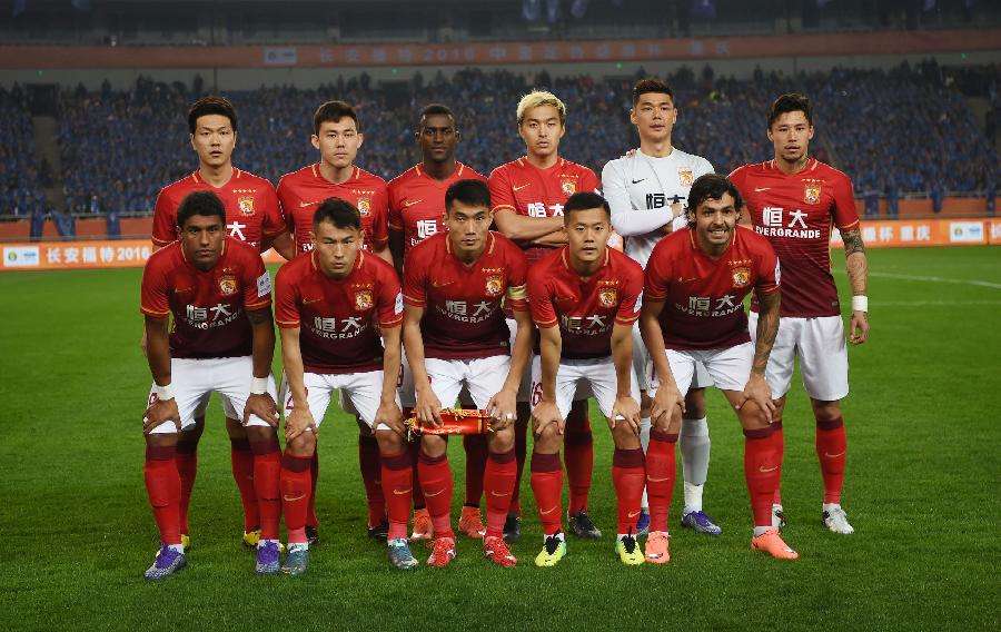 世俱杯冠军-包含深圳佳兆业比不敌广州恒大,遭遇主场失利的词条