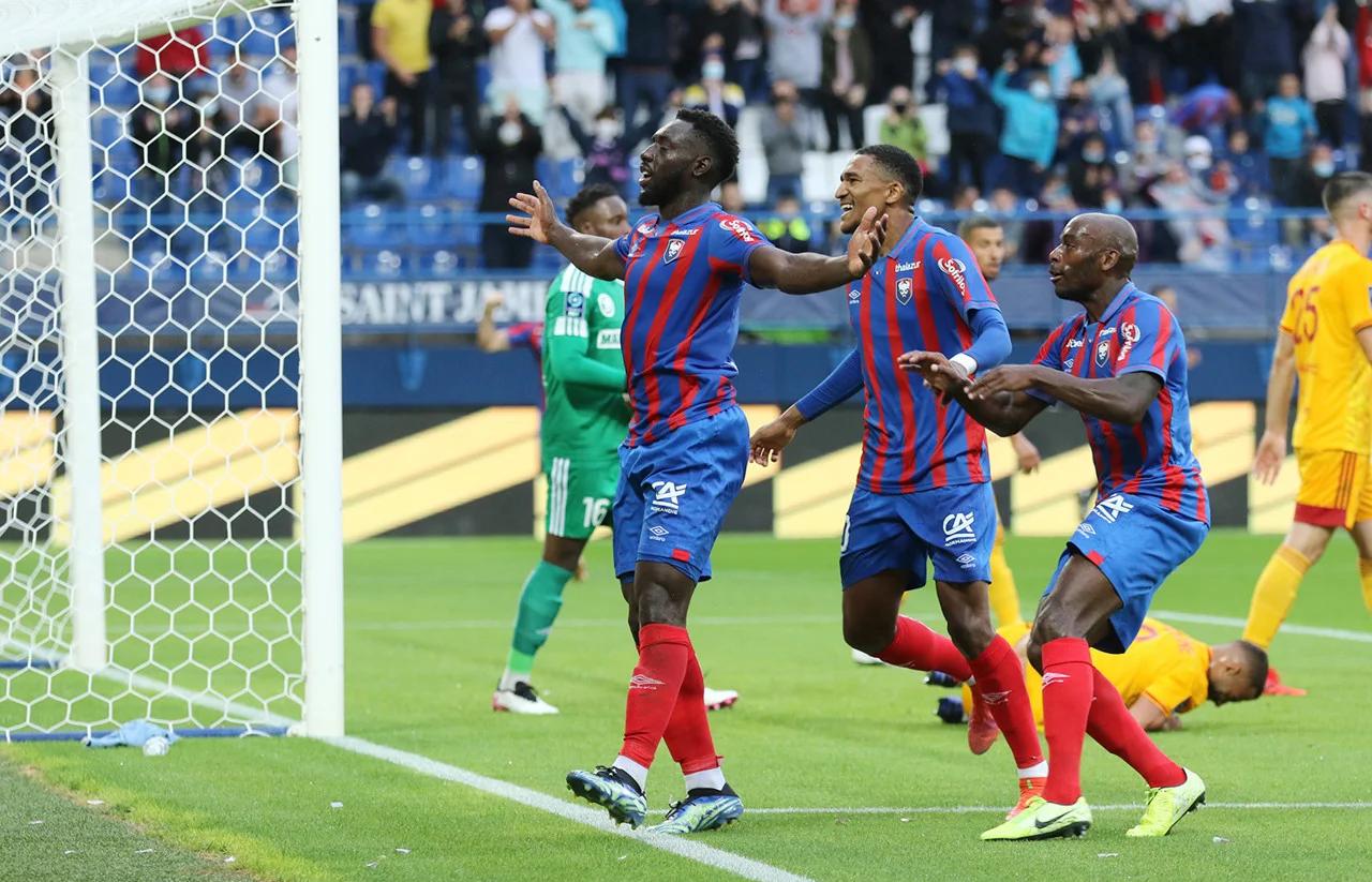 世俱杯时间-包含卡昂客场逼平南特，表现令人意外的词条