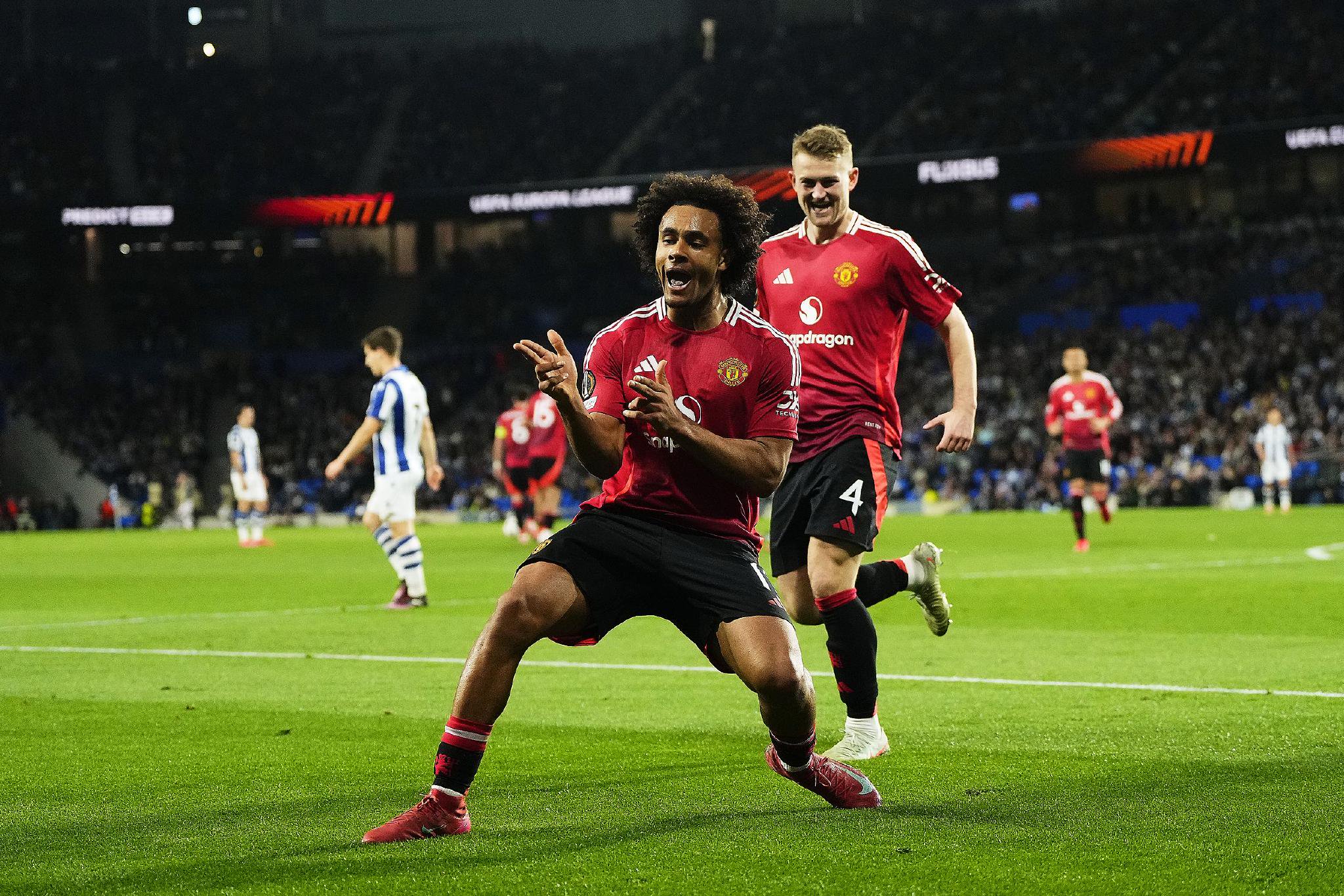 曼联突围成功,晋级前景一片光明的简单介绍 曼联突围成功,晋级前景一片光明的简单介绍