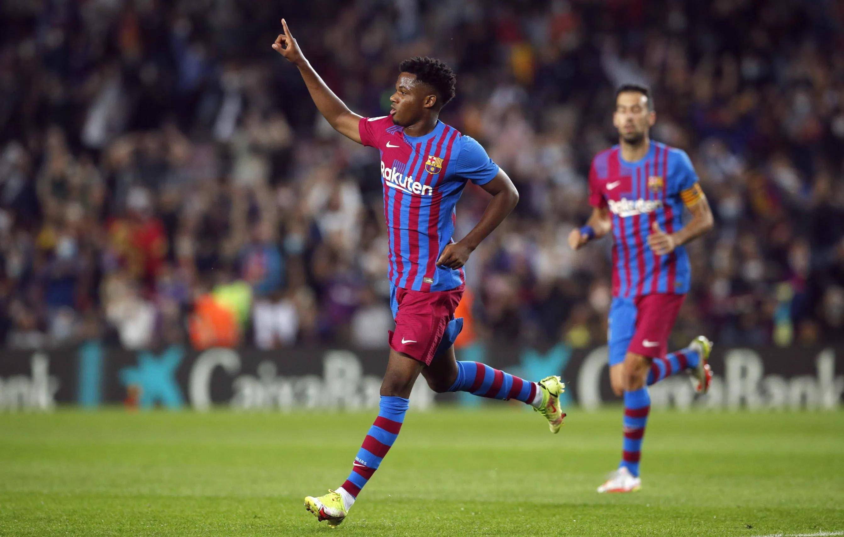 巴塞罗那主场艰难取胜,出线形势仍未明朗 巴塞罗那主场艰难取胜,出线形势仍未明朗