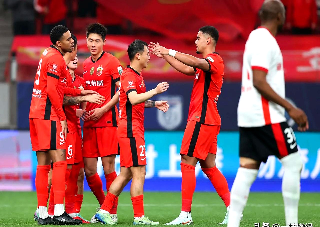 包含亚泰横扫申花,强势击败对手展现实力的词条 包含亚泰横扫申花,强势击败对手展现实力的词条