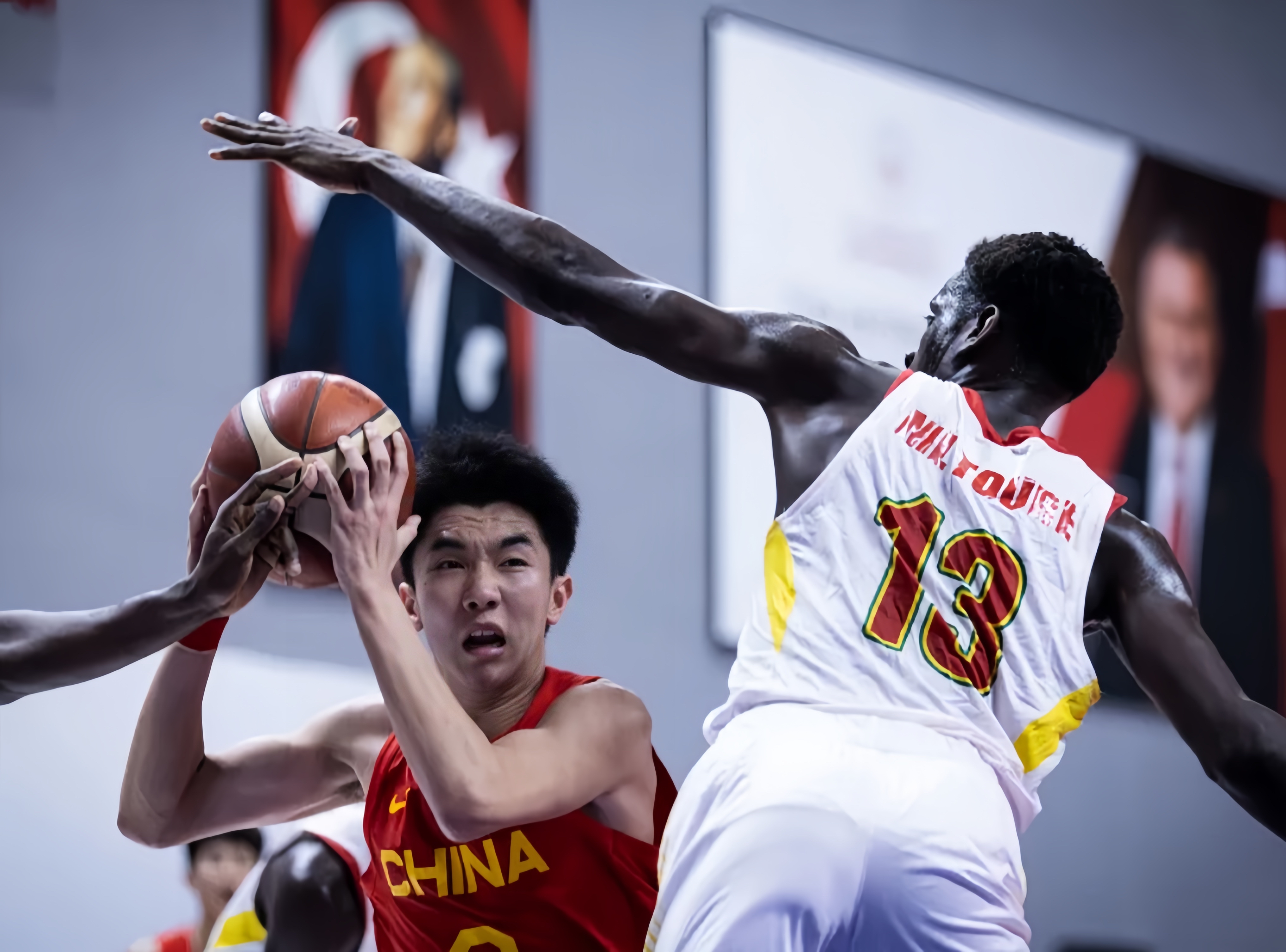 山东男篮复仇击败北京队,充满信心向前 山东男篮复仇击败北京队,充满信心向前