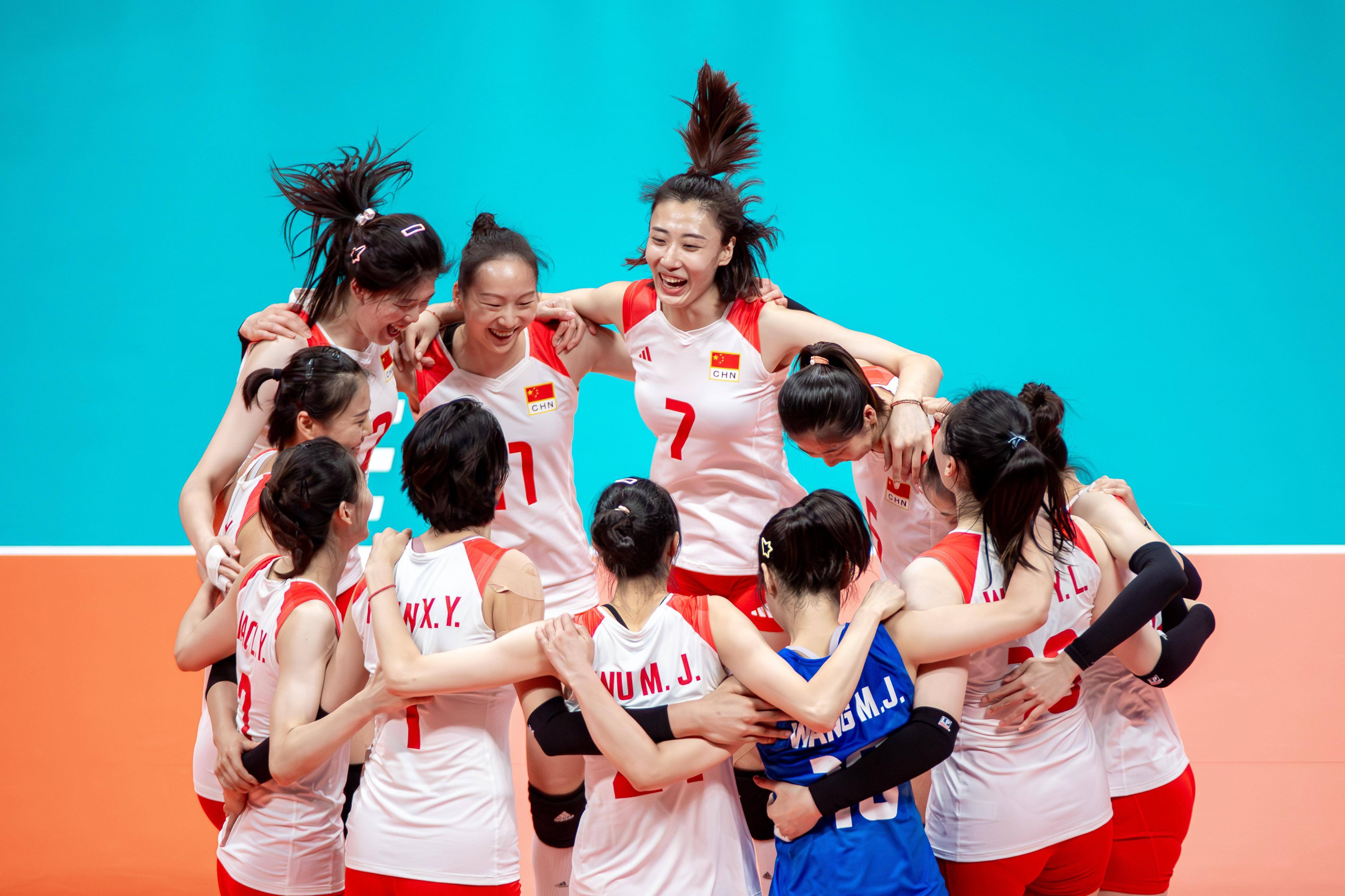 中国女排夺冠震撼全球，创造历史伟业