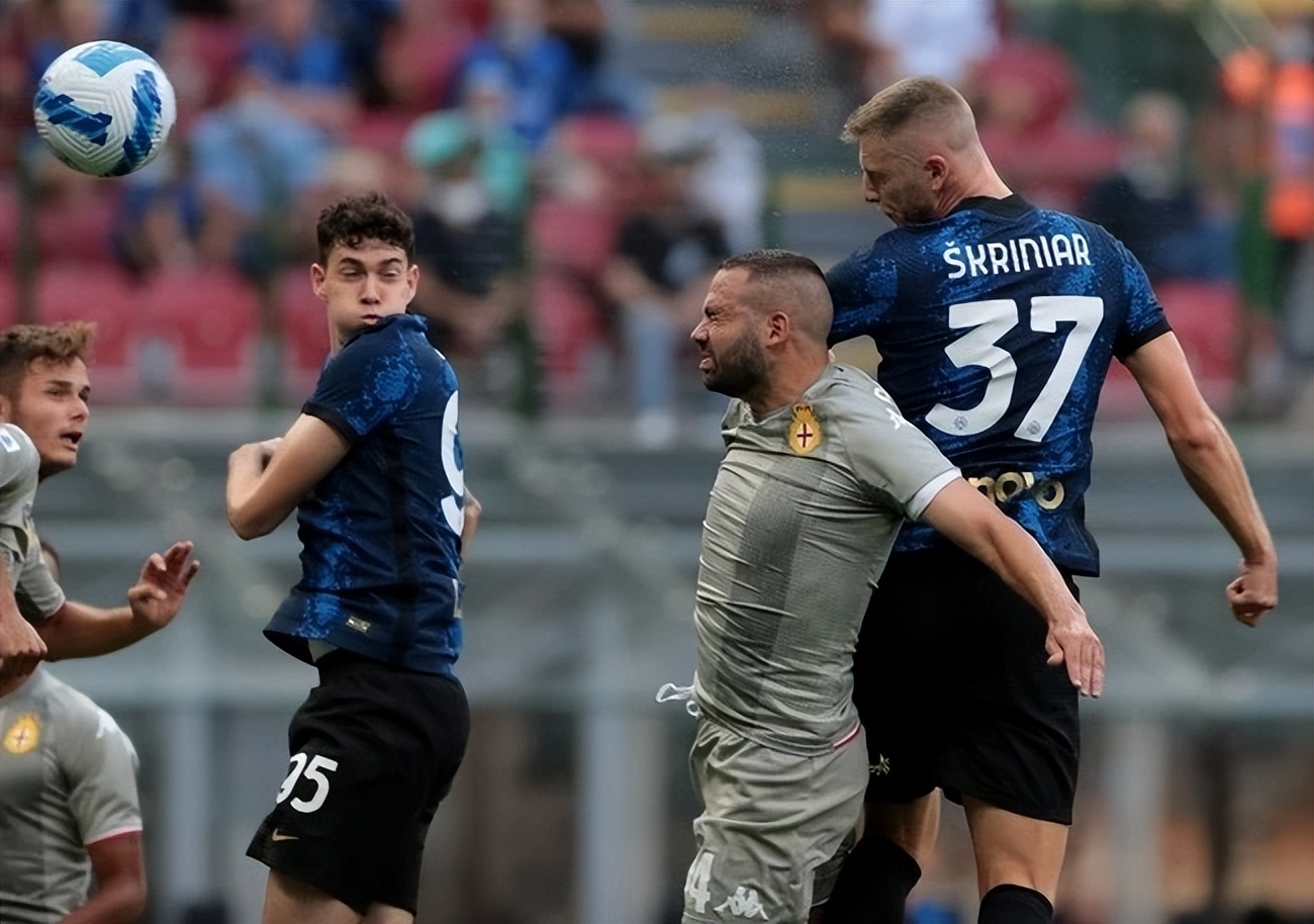 世俱杯分组-国米后卫连场发挥出色，球队稳固防线