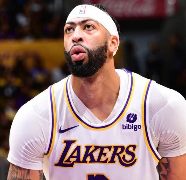 关于鹈鹕主帅批评球员态度，要求他们全力以赴的信息