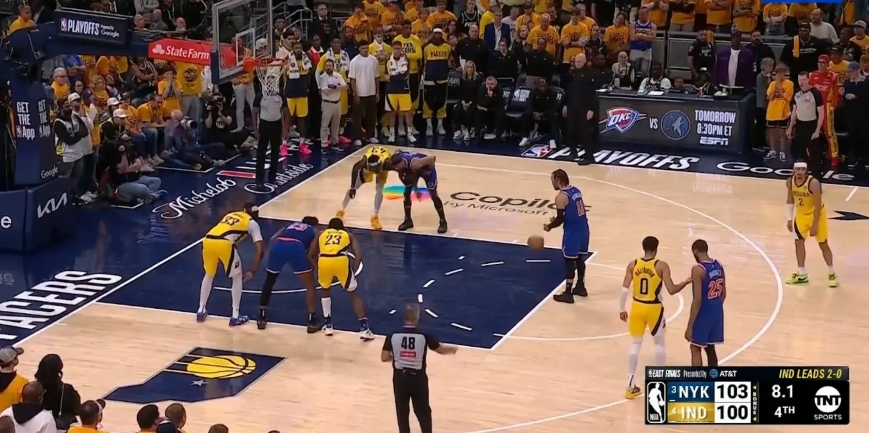 尼克斯客场惊险击败老鹰，系列赛扳平