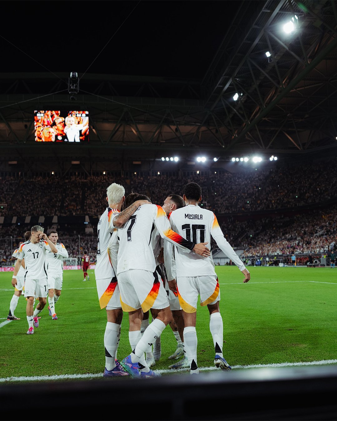 世俱杯分组-柏林联队主场力克胜负,终结连败