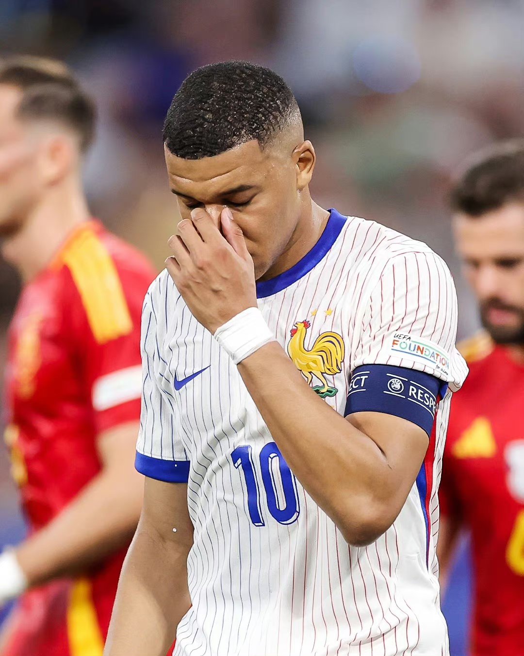 世俱杯分组-法国队惨败,意大利队惊险进军欧洲杯