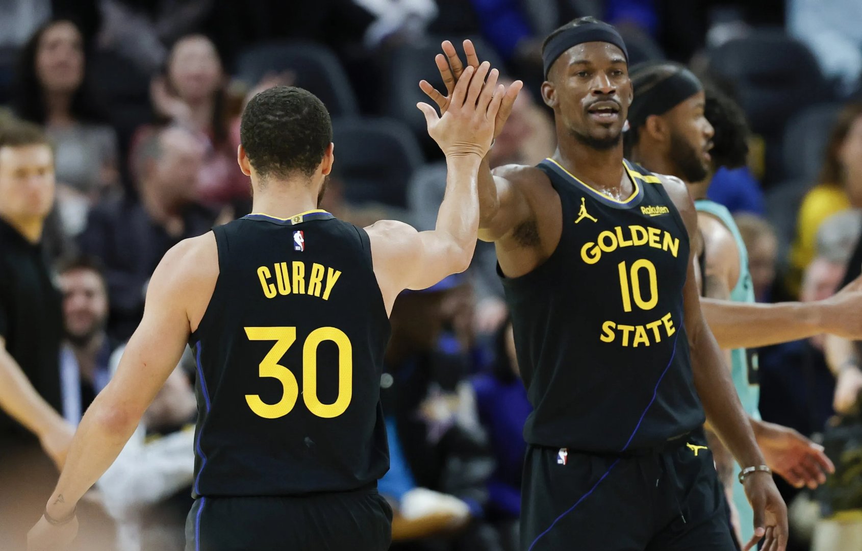 世俱杯直播-关于76人队遭遇勇士队逆转,总决赛局势危急的信息