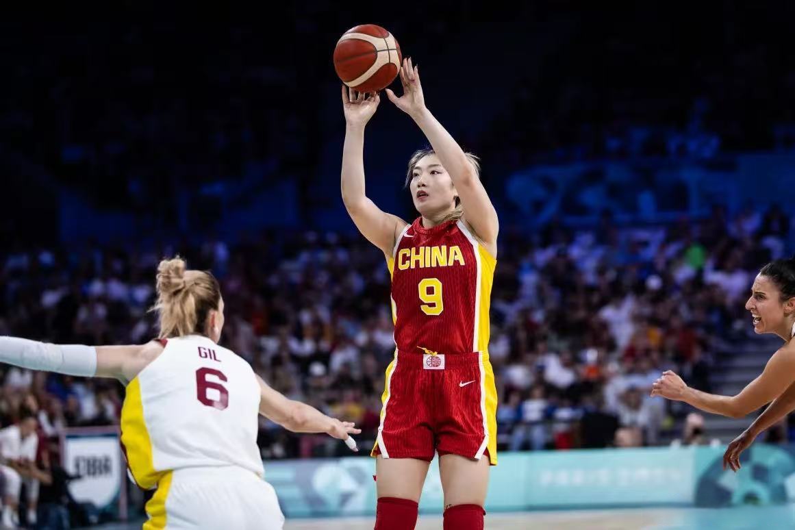 世俱杯参赛资格-中国女队荣获胜利,向世界传递正能量