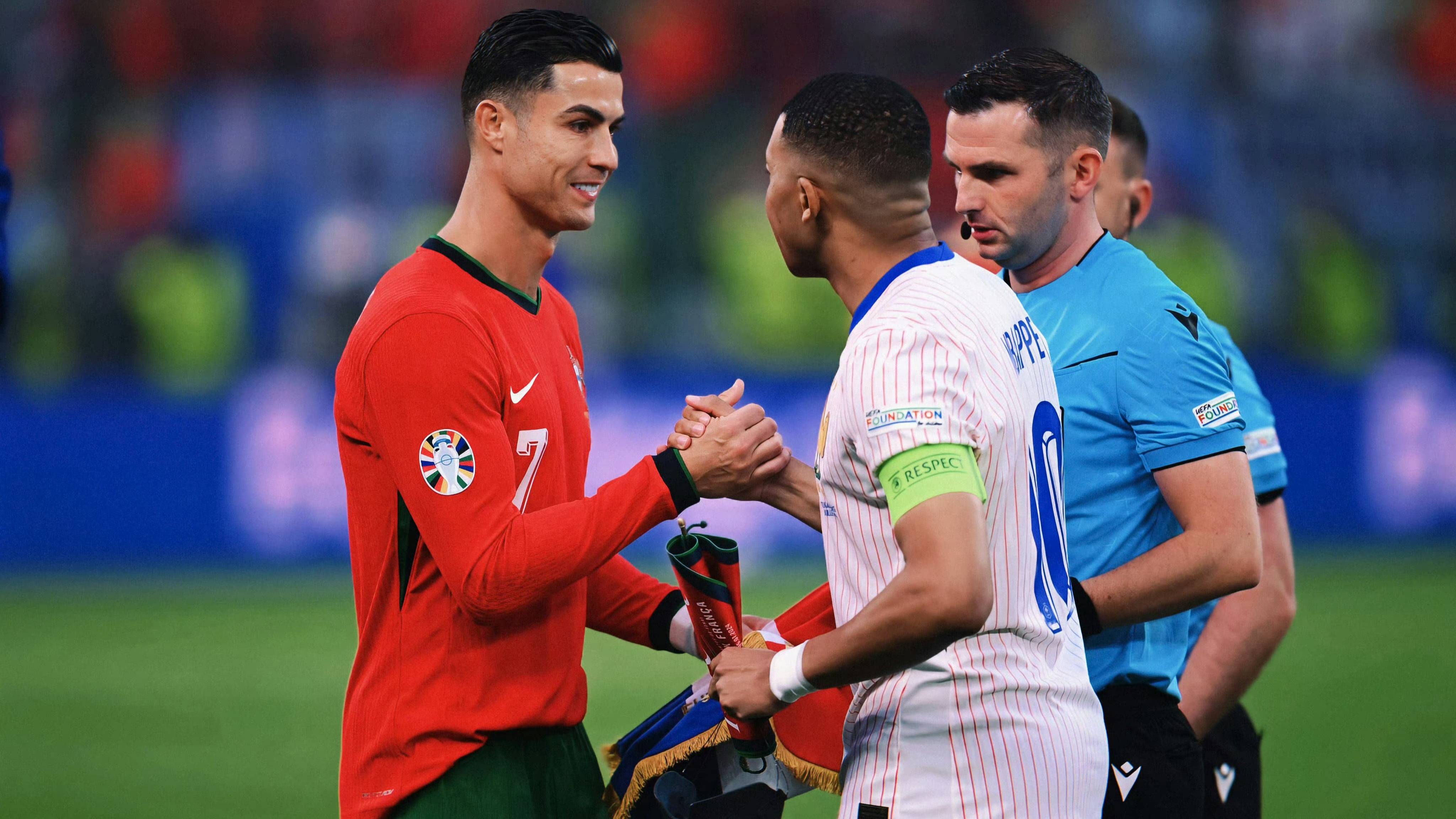 世俱杯时间-欧洲国家队场上拼杀激烈,势均力敌