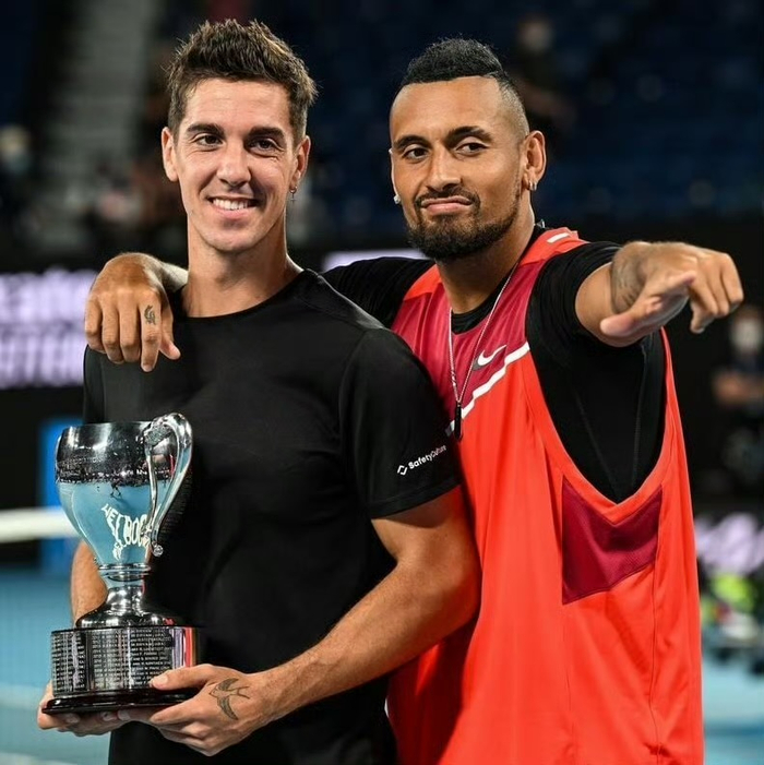 关于英国网球队血洗法国网球队,克耶高斯打破历史纪录的信息 关于英国网球队血洗法国网球队,克耶高斯打破历史纪录的信息