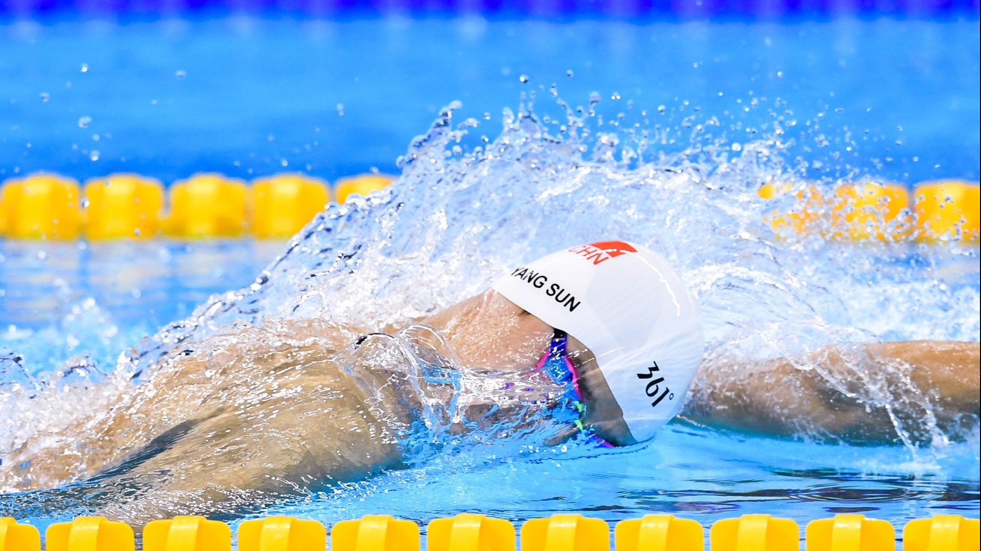 世俱杯-范弗利特客场谋反，印第安纳的紫色伪装者