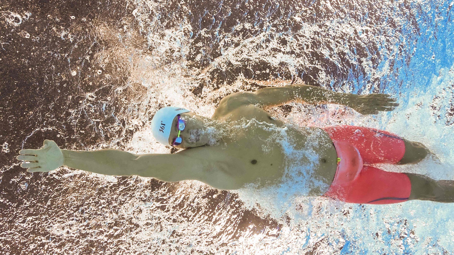 世俱杯改制-当深圳的铁蹄踏过洛杉矶的星光，一场定义可能的跨界碾压